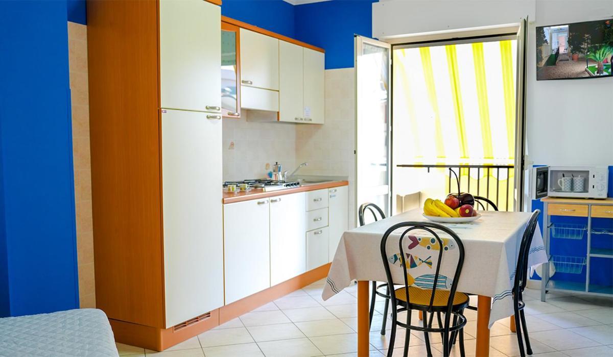 Residence Riviera Alba Adriatica Bagian luar foto