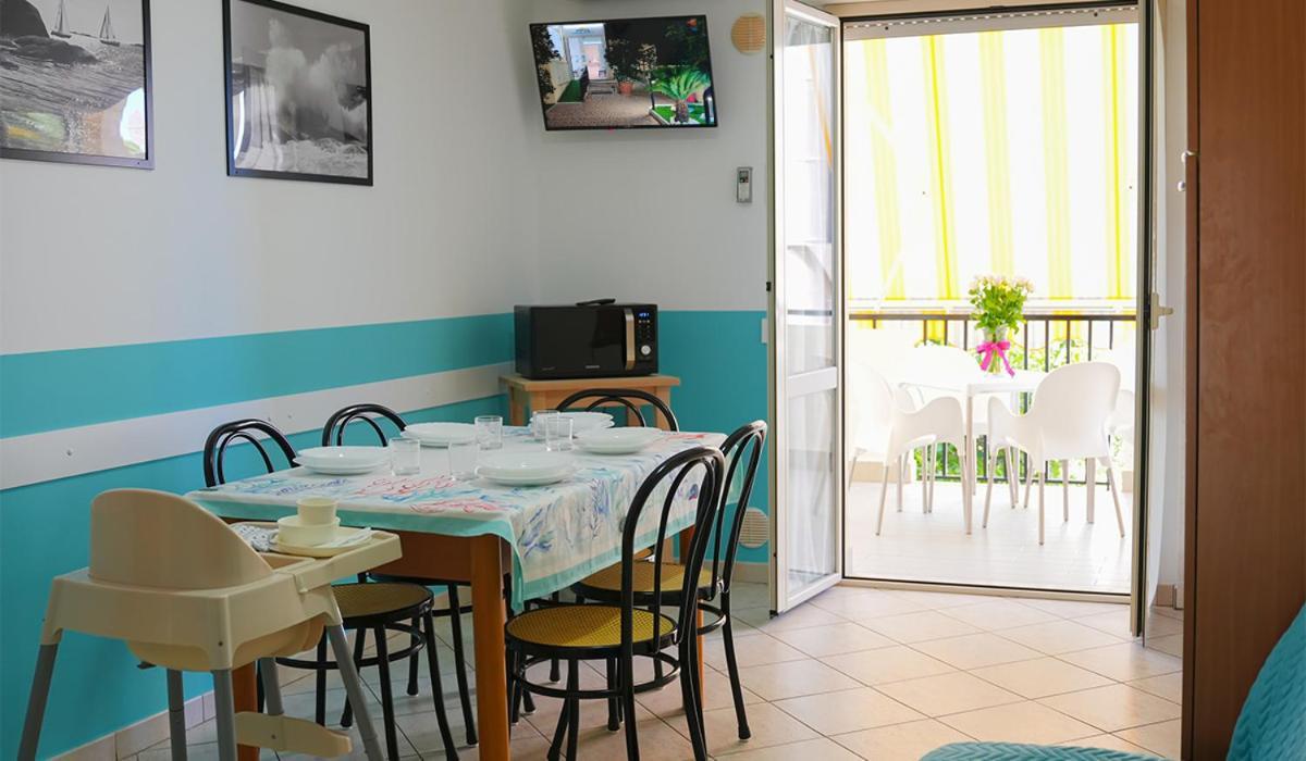 Residence Riviera Alba Adriatica Bagian luar foto