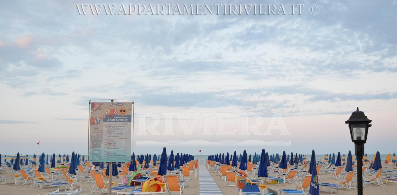 Residence Riviera Alba Adriatica Bagian luar foto